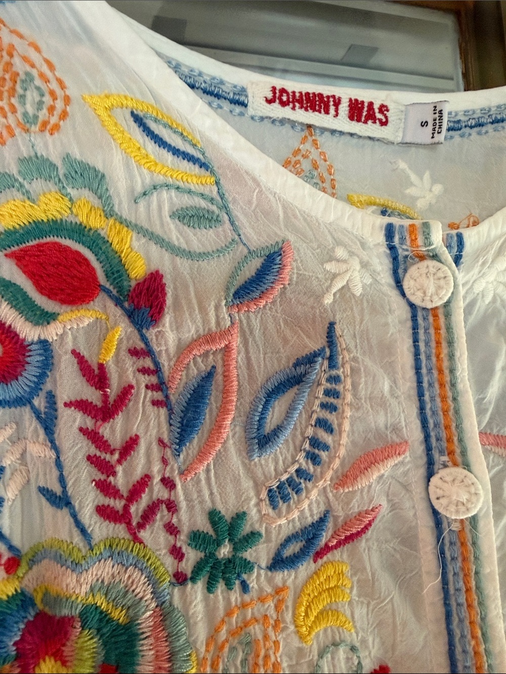 Johnny Was White Eyelet Tunic with Multicolor Floral Embroidery - Picture 2 of 10